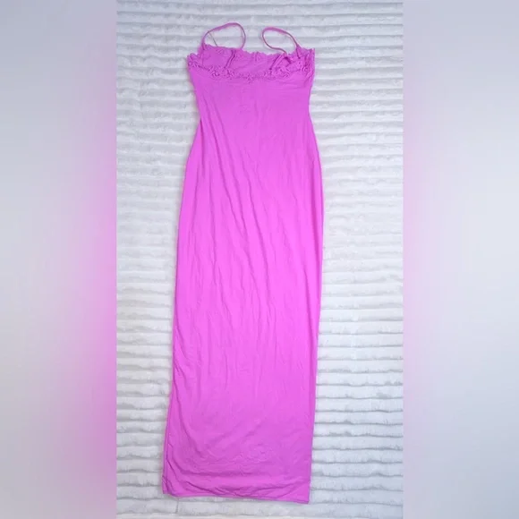 SKIMS Fits Everybody Corded Lace Long Slip Dress Size Large in Neon Orchid  NWT - Picture 6 of 15